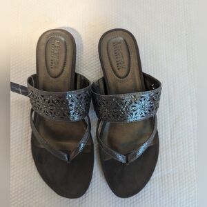 Kenneth Cole Reaction Womens Great Chime Fabric Split Toe, Black, 8 M .